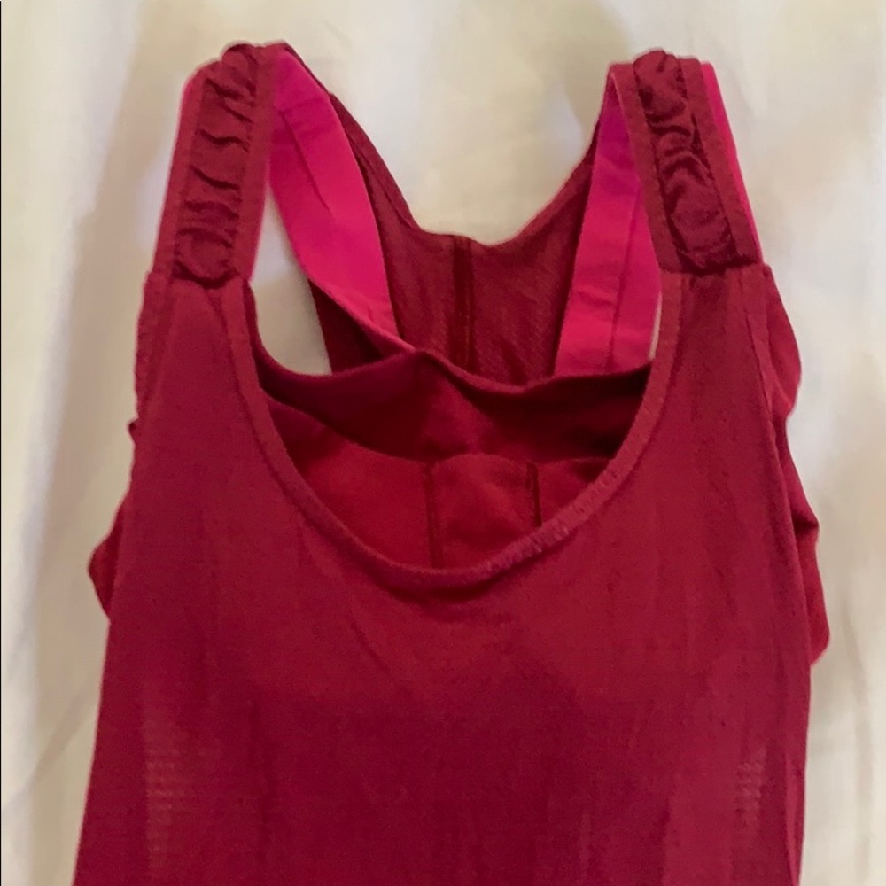 Lululemon top